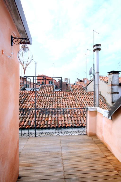 Апартаменти Terrazza Rialto Венеція Номер фото